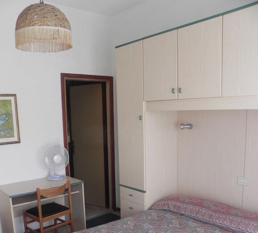 Hotel Antonella Caorle Habitación foto